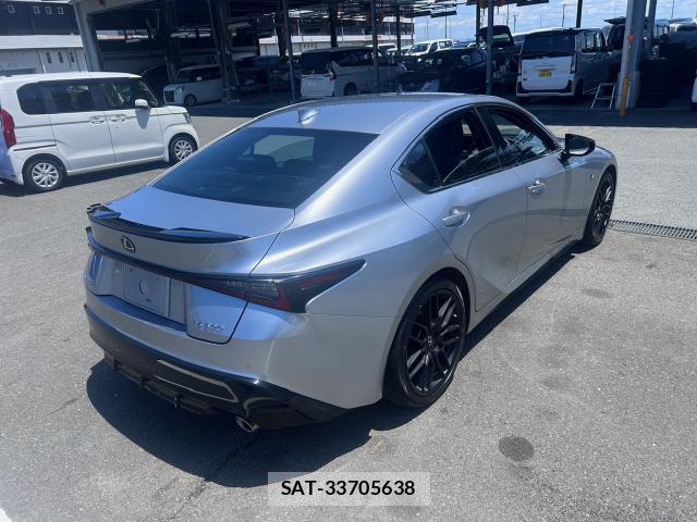Lexus IS 2021-04 7817274-10