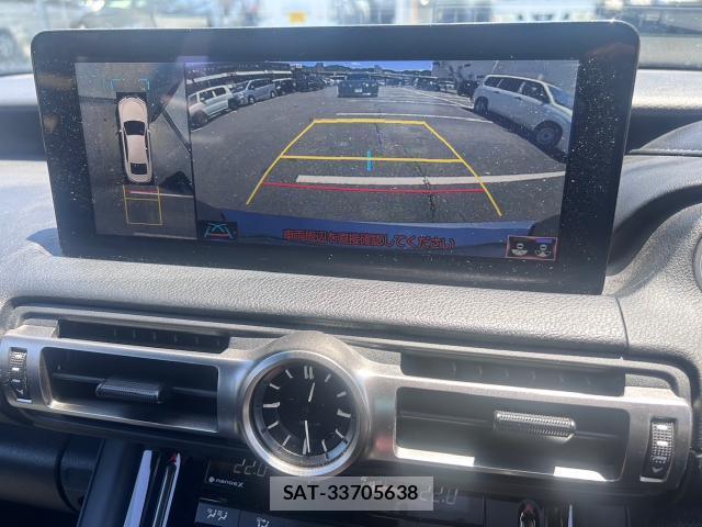 Lexus IS 2021-04 7817274-15