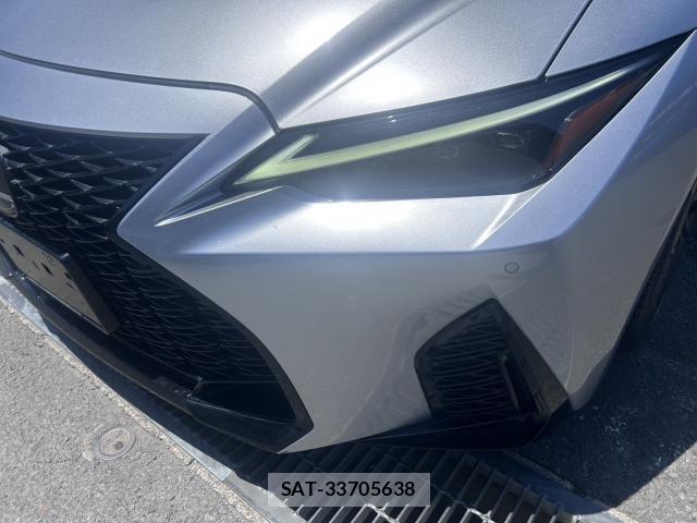 Lexus IS 2021-04 7817274-7