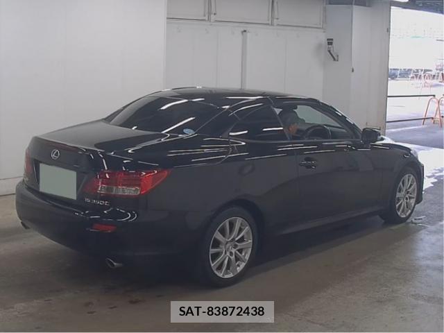 Lexus IS 2010-10 7817351-1