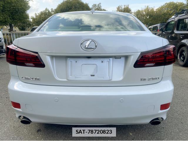 Lexus IS 2008-06 7820378-4