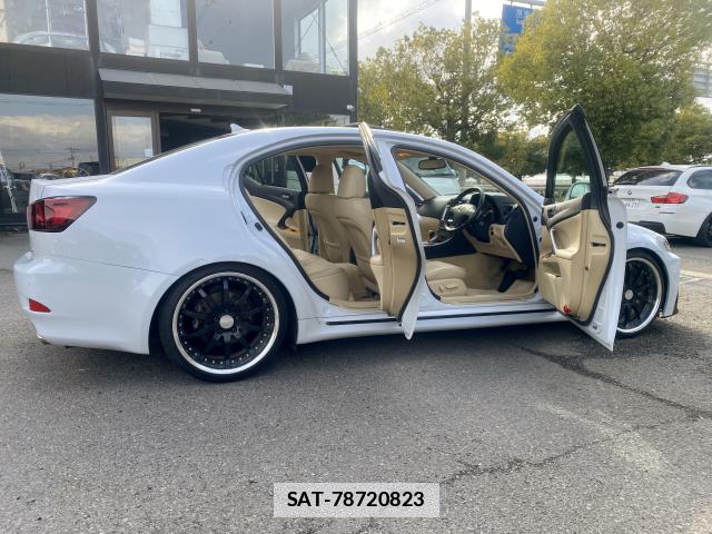 Lexus IS 2008-06 7820378-9
