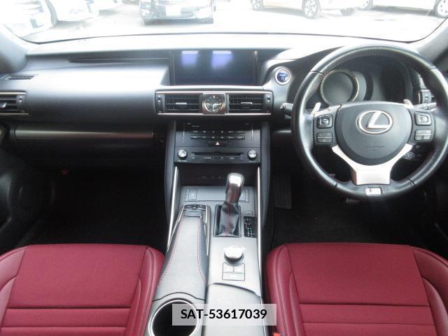 Lexus IS 2017-11 7820506-2
