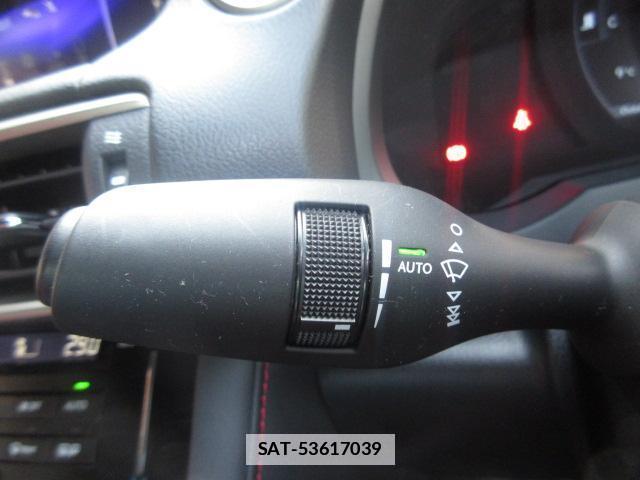 Lexus IS 2017-11 7820506-3