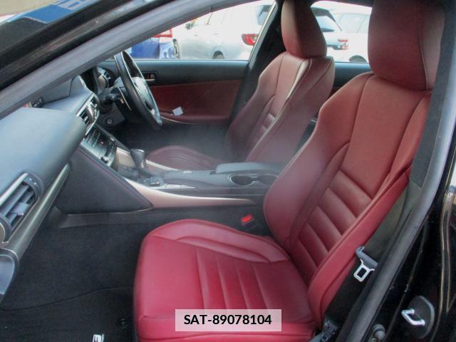 Lexus IS 2017-09 7820667-10