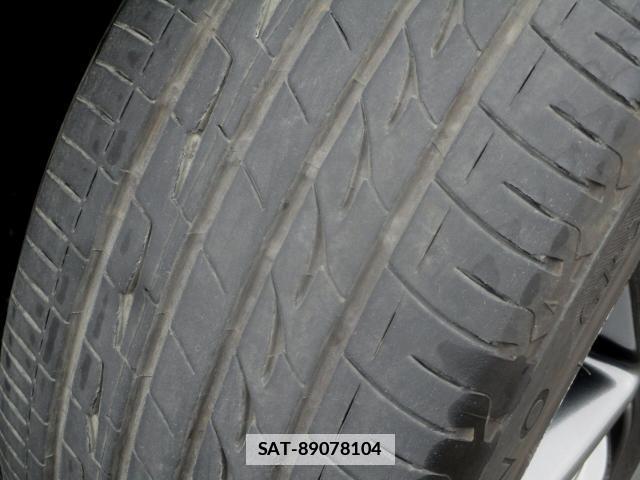 Lexus IS 2017-09 7820667-12