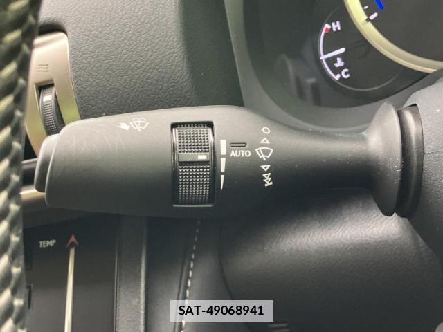 Lexus IS 2013-08 7821289-16