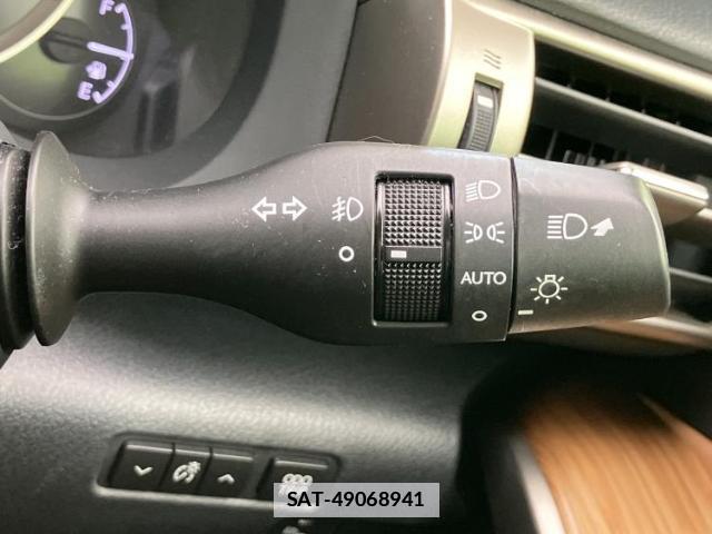 Lexus IS 2013-08 7821289-17