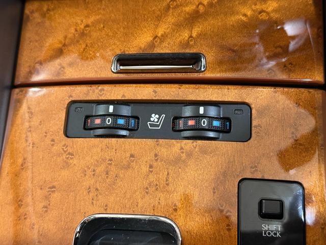 Lexus IS 2009-06 7823319-19