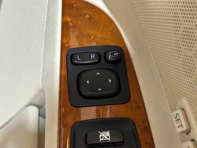 Lexus IS 2009-06 7823319-9