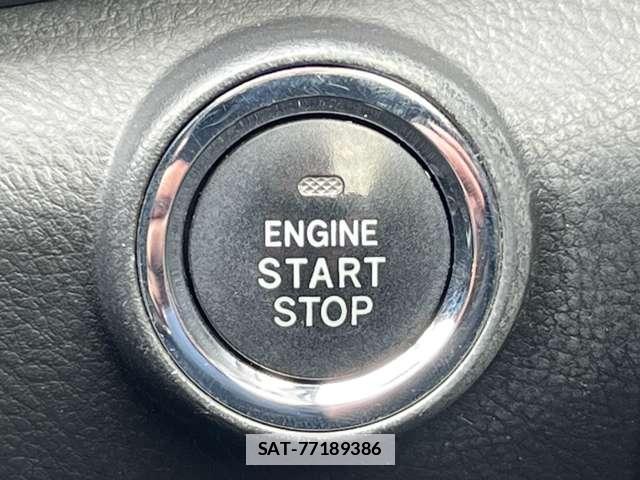Toyota ISIS 2013-05 7813824-12