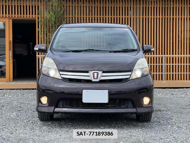 Toyota ISIS 2013-05 7813824-9