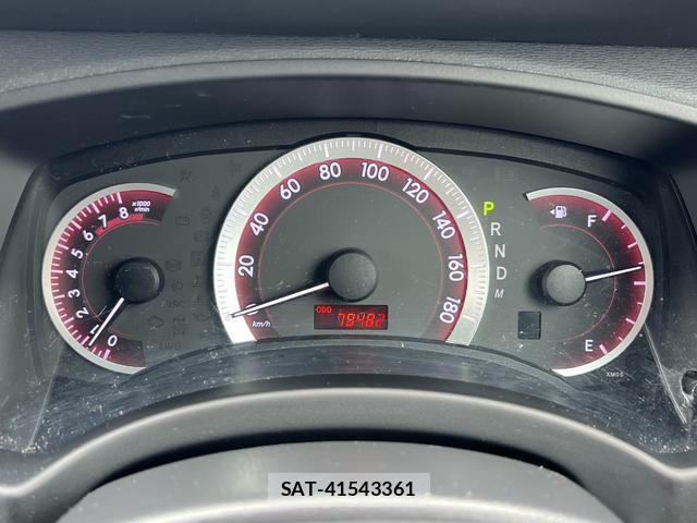 Toyota ISIS 2009-03 7813834-8
