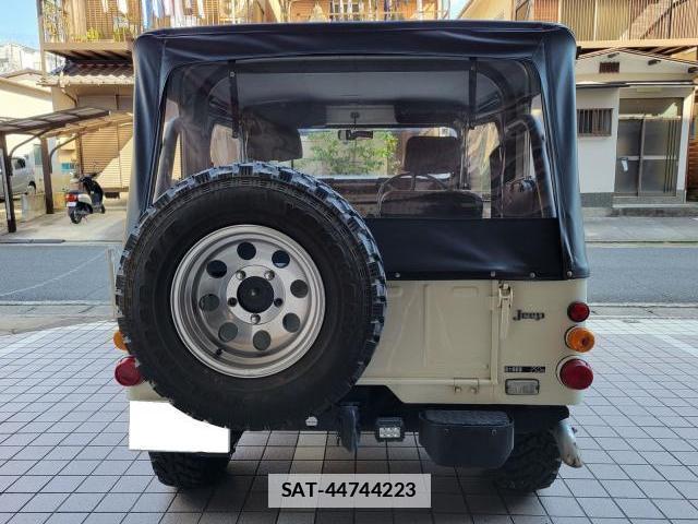 Mitsubishi JEEP 1981-04 7819651-6