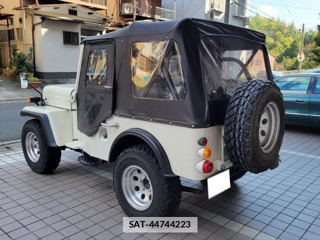 Mitsubishi JEEP 1981-04 7819651-7