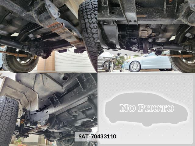 Mitsubishi JEEP 1995-08 7819652-15