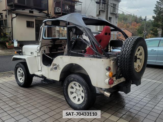 Mitsubishi JEEP 1995-08 7819652-5