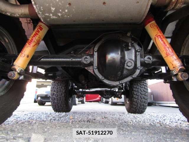 Mitsubishi JEEP 1995-03 7820119-17