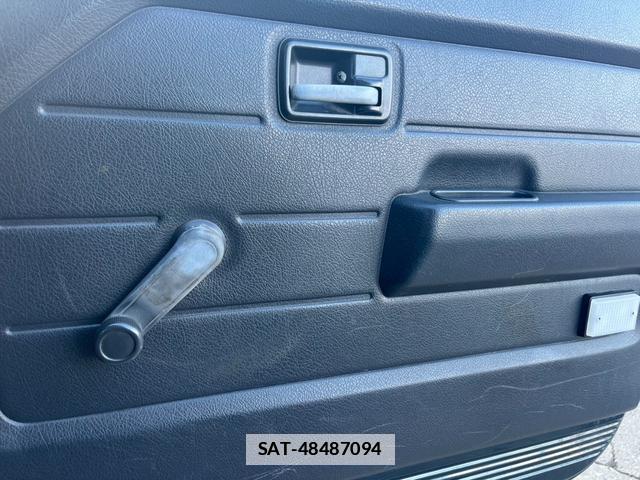 Suzuki JIMNY SIERRA 1996-01 7816983-16
