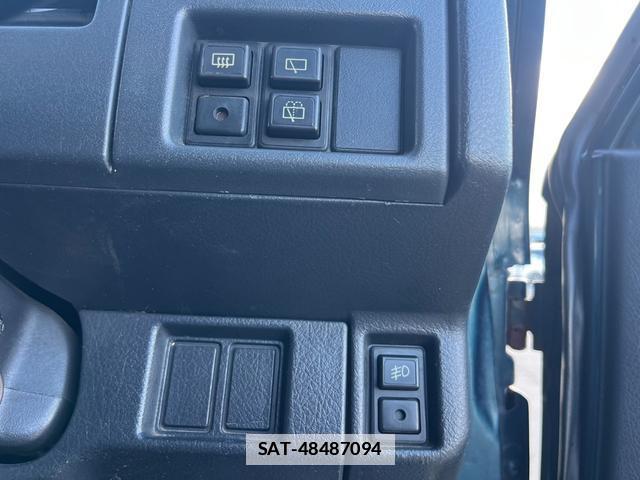 Suzuki JIMNY SIERRA 1996-01 7816983-17