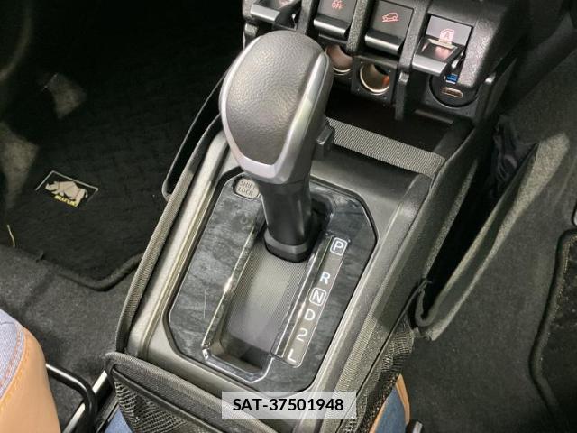 Suzuki JIMNY SIERRA 2021-04 7822185-15
