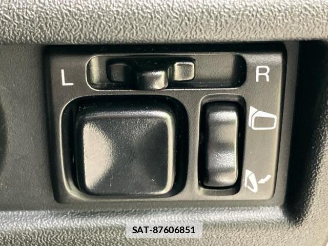 Suzuki JIMNY SIERRA 2025-03 7822621-17