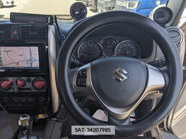 Suzuki JIMNY 2017-06 7812724-8