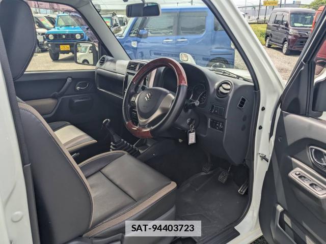Suzuki JIMNY 2017-05 7812730-10