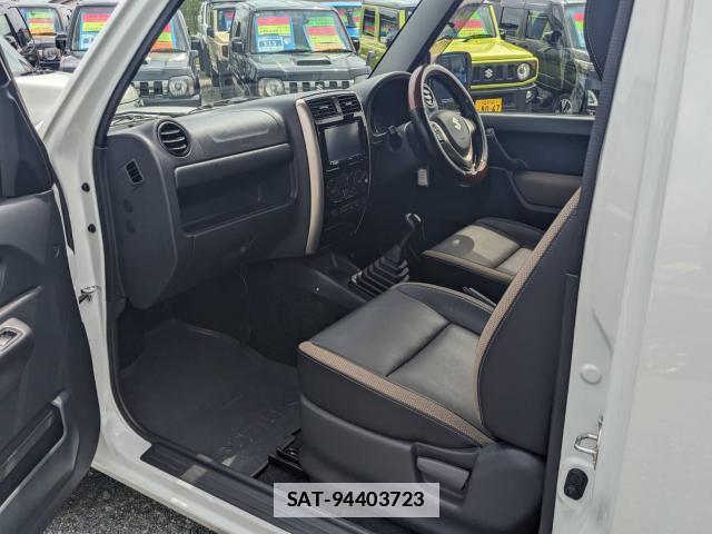 Suzuki JIMNY 2017-05 7812730-12