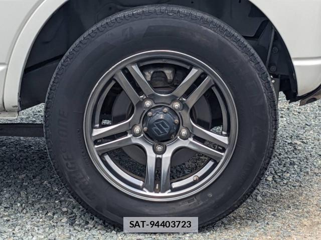Suzuki JIMNY 2017-05 7812730-19