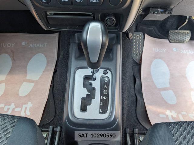 Suzuki JIMNY 2017-09 7812732-8