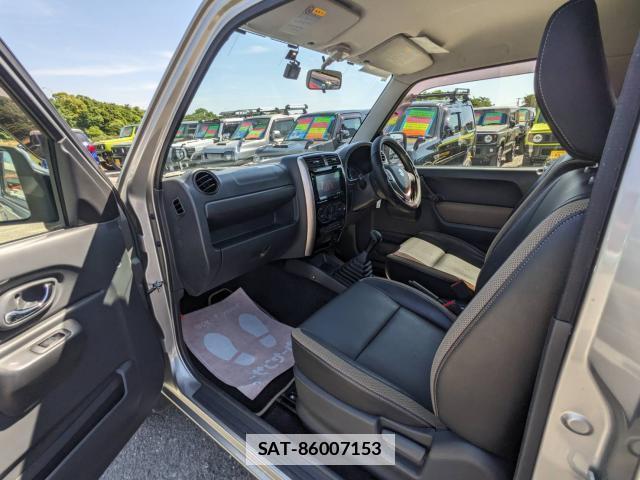 Suzuki JIMNY 2015-01 7812744-12