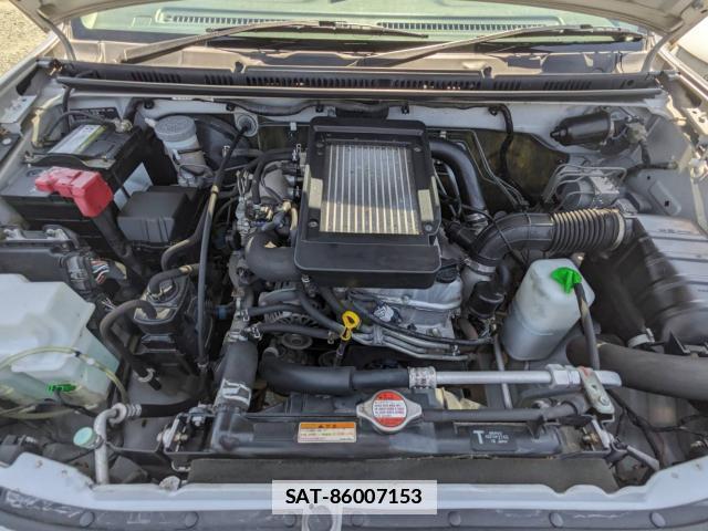 Suzuki JIMNY 2015-01 7812744-18