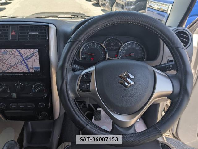 Suzuki JIMNY 2015-01 7812744-9