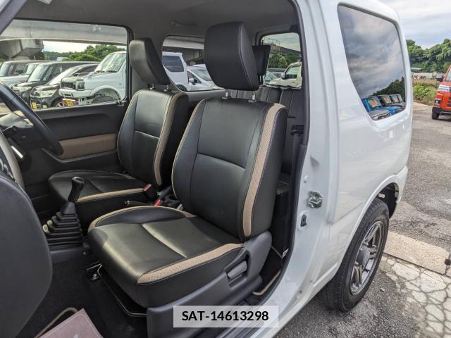 Suzuki JIMNY 2017-04 7812748-13