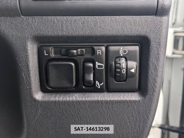 Suzuki JIMNY 2017-04 7812748-16
