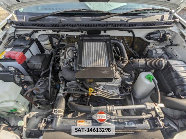Suzuki JIMNY 2017-04 7812748-17