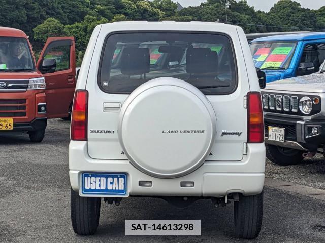 Suzuki JIMNY 2017-04 7812748-4