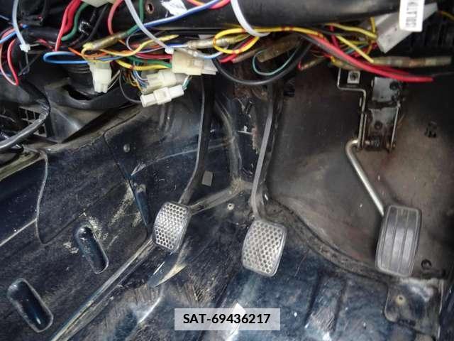 Suzuki JIMNY 1994 7813005-18
