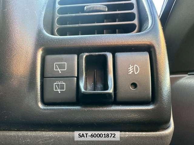 Suzuki JIMNY 2000-01 7815386-16