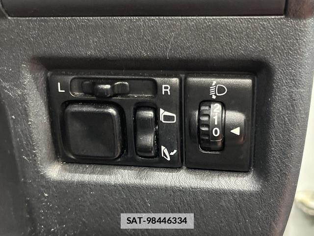 Suzuki JIMNY 2011-06 7816247-6