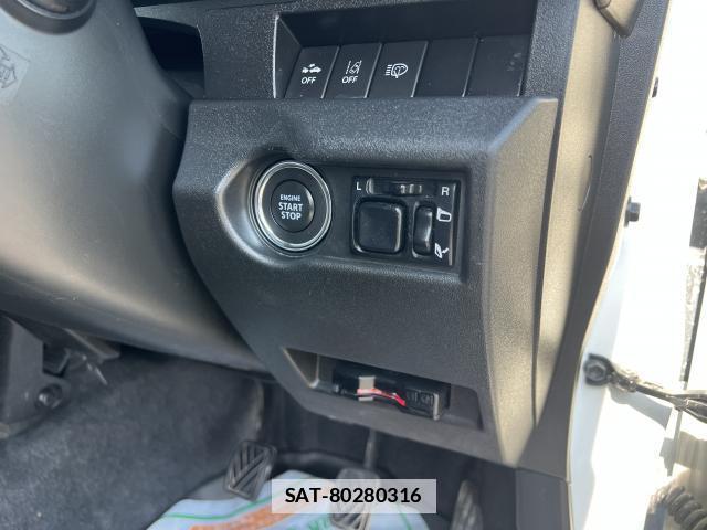 Suzuki JIMNY 2021-02 7817596-9