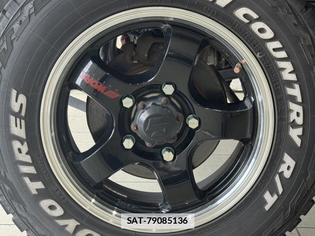 Suzuki JIMNY 2014-07 7818945-5