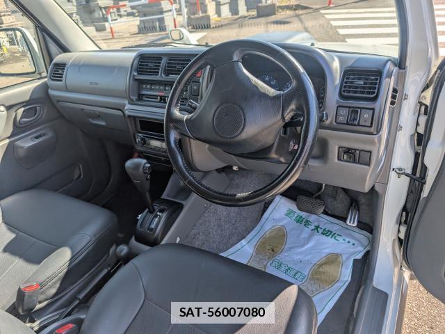 Suzuki JIMNY 2001-06 7819065-2