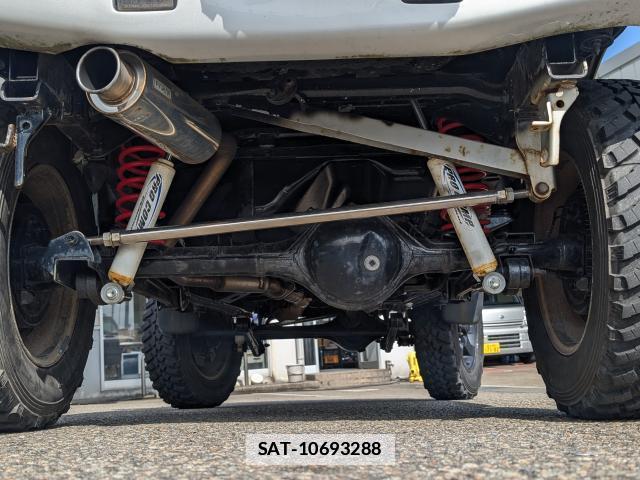 Suzuki JIMNY 1999 7819073-7
