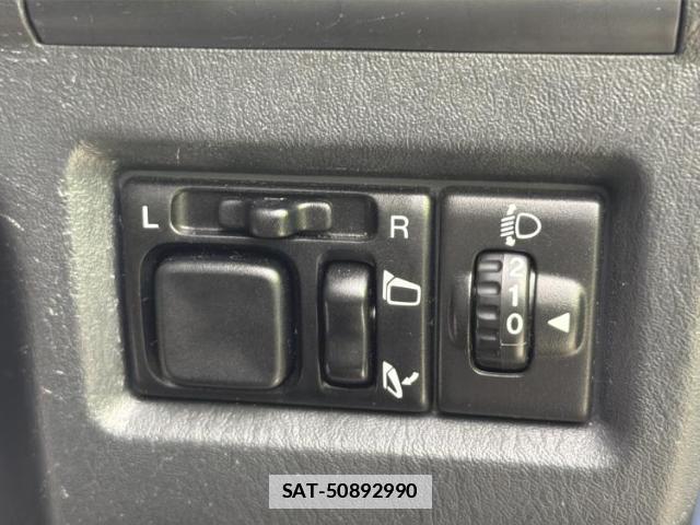Suzuki JIMNY 2013-06 7821063-17