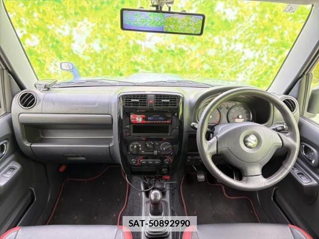 Suzuki JIMNY 2013-06 7821063-3