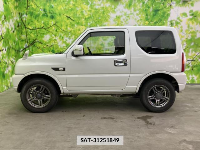Suzuki JIMNY 2018-02 7821253-1