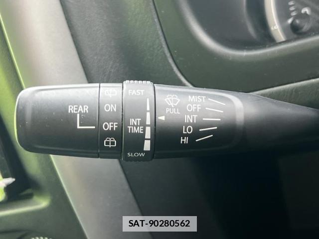 Suzuki JIMNY 2015-02 7821358-15