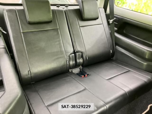 Suzuki JIMNY 2015-03 7821858-4
